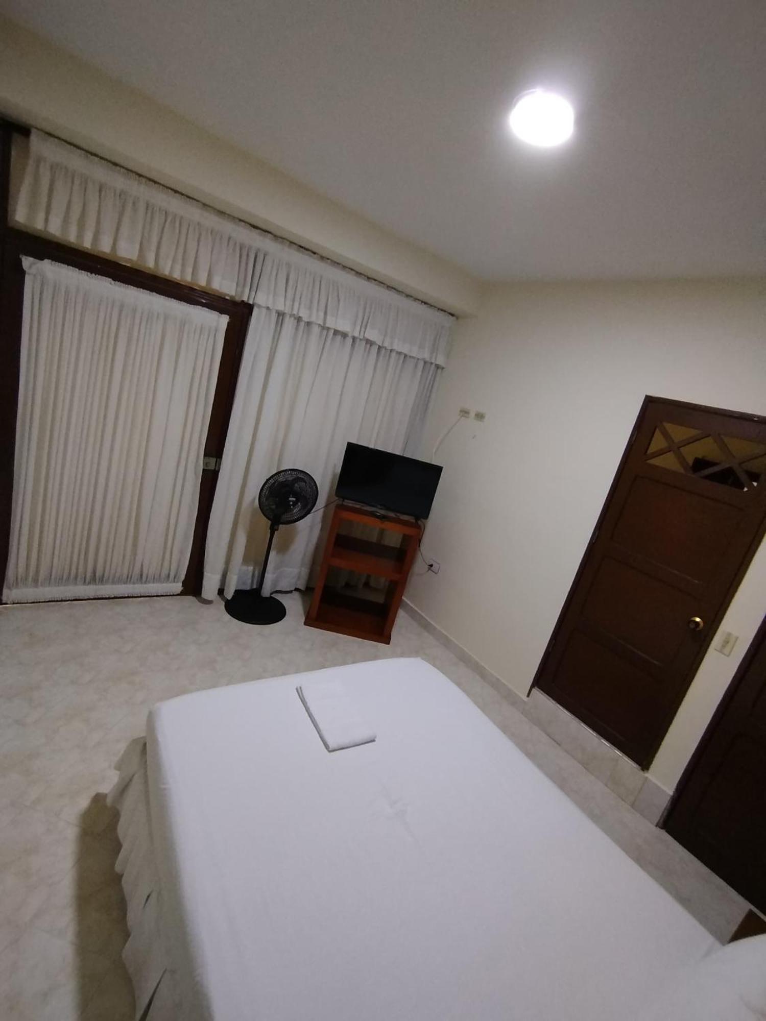 Hotel El Andino กูกูตา ภายนอก รูปภาพ